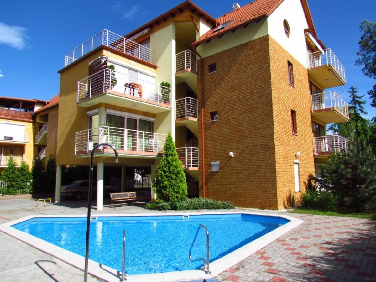 Siofoki Beach Apartman Luaran gambar
