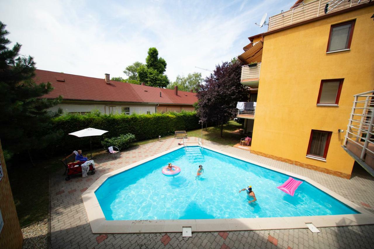 Siofoki Beach Apartman Luaran gambar